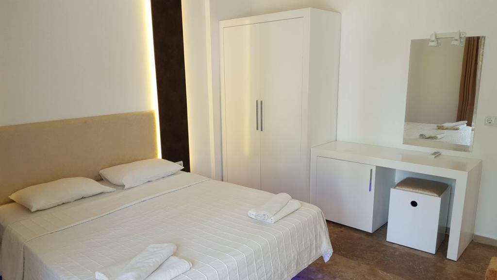Safir Hotel Bitez Exterior foto