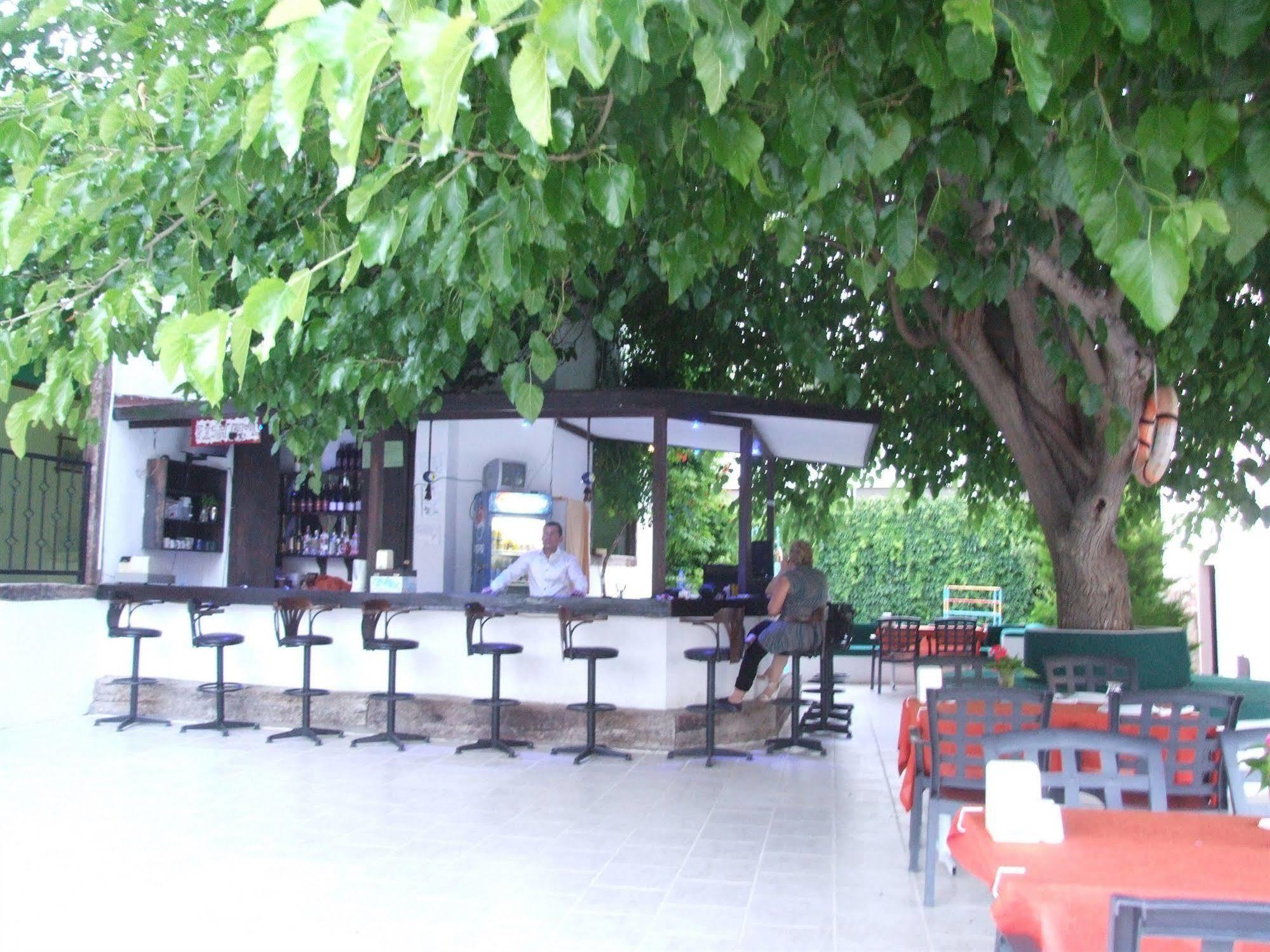 Safir Hotel Bitez Restaurant foto
